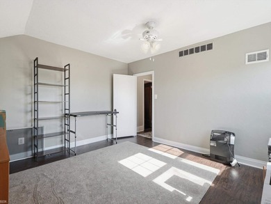 Welcome to this charming 4-bedroom split-level in the heart of - photo 25