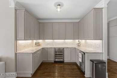 MULTI-GENERATIONAL LIVING AT ITS FINEST! Looking for custom home - photo 31