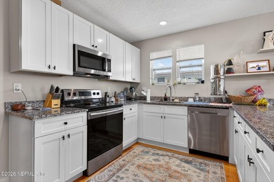 Rare opportunity to own a triplex in the heart of Neptune Beach - photo 34
