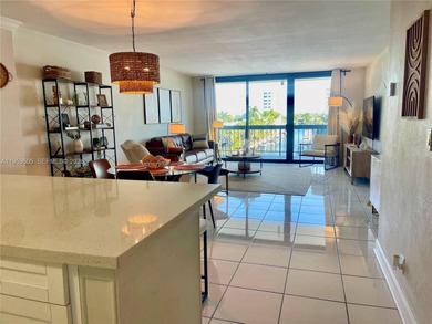 This isn't just a condo.
It's front-row Intracoastal living.

