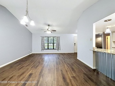 POOL home is in Spring Hill. NO HOA. 2-bedroom, 2-bath home 1225 - photo 6