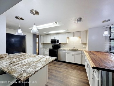 POOL home is in Spring Hill. NO HOA. 2-bedroom, 2-bath home 1225 - photo 8