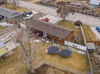 Bring your investors! Great location for so many things,. This - photo 11