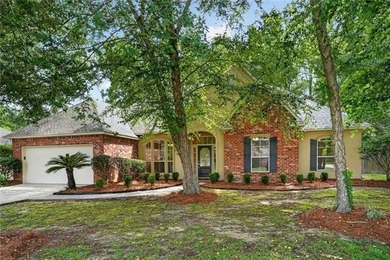 HOME LOCATED IN DESIRABLE MONTEREY S/D. EASY ACCESS TO I-12 AND - photo 1