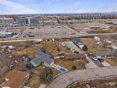 Bring your investors! Great location for so many things,. This - photo 12