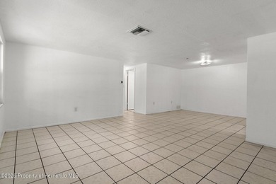MOTlVATED SELLER! Welcome home to this beautifully updated - photo 8