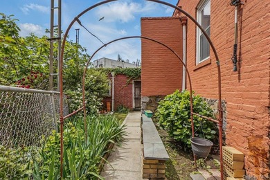 Prime development site located in Astoria Heights/Upper Ditmars - photo 6