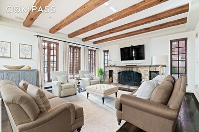 Luxury living surrounded by breathtaking water views awaits in - photo 6