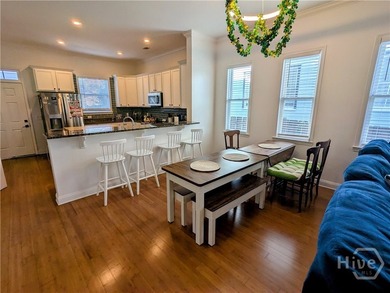Townhome for Sale in the Streetcar Historic District. This - photo 5