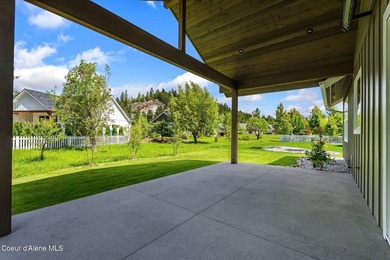 Welcome to this stunning new construction home in Dover Bay - photo 11