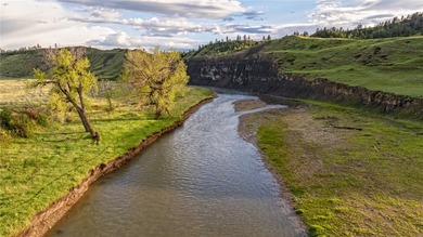 The Judith River Confluence Ranch spans 2,263+/- acres in the - photo 3
