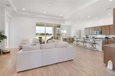 PRICE IMPROVEMENT! Experience exceptional Florida resort-style - photo 15