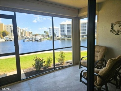 This highly desired, renovated two-bedroom, 2-bath totally - photo 20