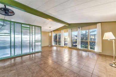 Well maintained 55+ age-restricted community. This inviting