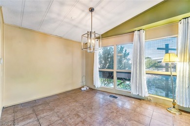 Well maintained 55+ age-restricted community. This inviting