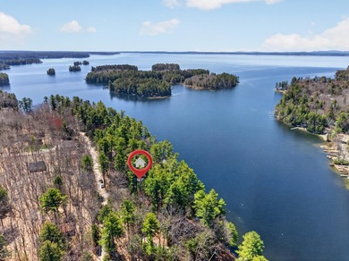 Enjoy year-round lakefront living on the eastern shore of Sebago - photo 2