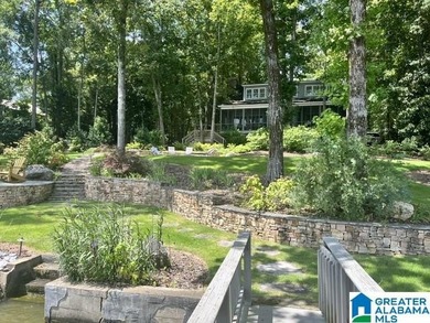 AWESOME & COZY 1.5 story 3-bedroom, 3 bath home that has GREAT - photo 4