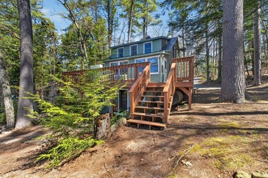 Enjoy year-round lakefront living on the eastern shore of Sebago - photo 4