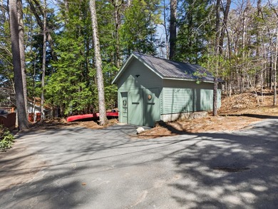 Enjoy year-round lakefront living on the eastern shore of Sebago - photo 9