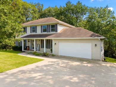 Lake Home For Sale in Mackinaw, Illinois