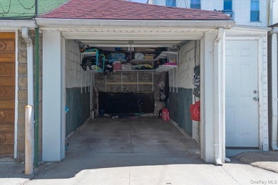Welcome to 755 49th Street, a well-maintained brick Townhouse - photo 12