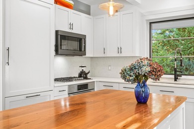 Located in the coveted Redwood waterfront community of Sag - photo 9