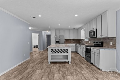 Welcome to your ultimate retreat! Built in 2020, this stunning - photo 7