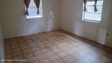 2/2/1 with a screened Lanai home in a nice part of Spring Hill - photo 10