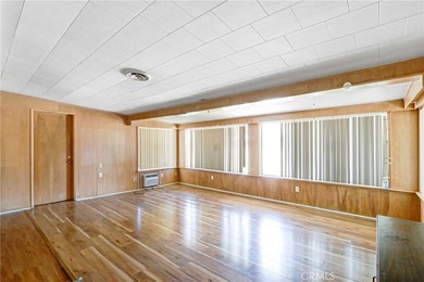 Located in the desirable 55+ Sun City Civic Association, this - photo 5