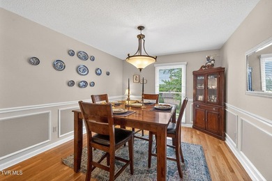 This elegant traditional brick home offers 4 bedrooms and 3.5 - photo 11