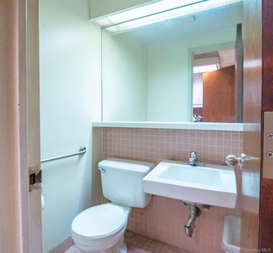 The ideal location for your business to thrive! Situated in one - photo 12