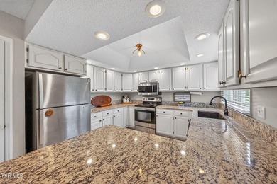 This elegant traditional brick home offers 4 bedrooms and 3.5 - photo 14