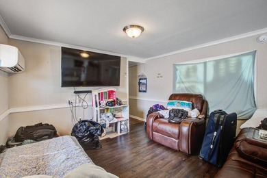 Investor Alert!! Income-generating multi unit property features - photo 19