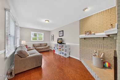 This elegant traditional brick home offers 4 bedrooms and 3.5 - photo 19