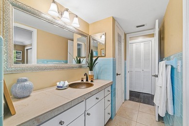 Exceptional Condo with Breathtaking Golf Course Views in Prime - photo 21