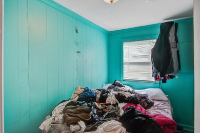 Investor Alert!! Income-generating multi unit property features - photo 22