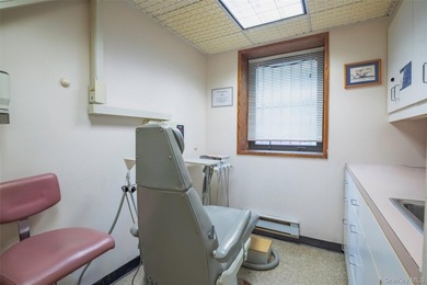 The ideal location for your business to thrive! Situated in one - photo 22