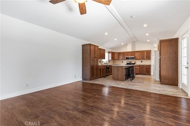 Welcome to this beautifully appointed, solar-owned 3-bedroom - photo 23