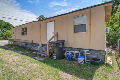 Investor Alert!! Income-generating multi unit property features - photo 25