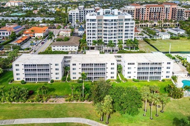 Exceptional Condo with Breathtaking Golf Course Views in Prime - photo 27