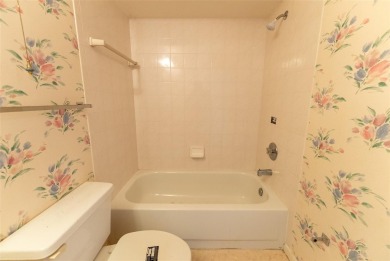 Under contract-accepting backup offers. 2-Bedroom, 2-Bath Home - photo 35