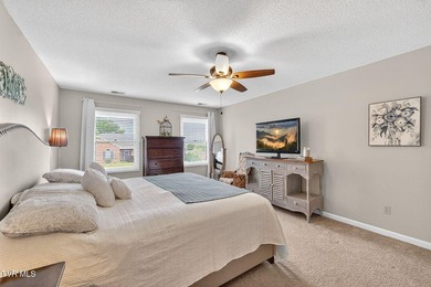 This elegant traditional brick home offers 4 bedrooms and 3.5 - photo 36