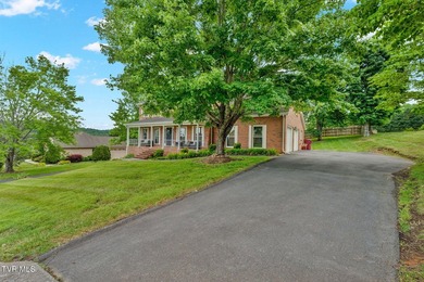 This elegant traditional brick home offers 4 bedrooms and 3.5 - photo 50