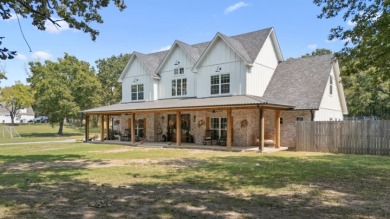 Farmhouse Luxury In Pryor OK - photo 8