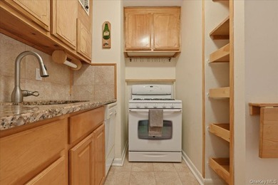 Why Rent when you can own! Time to Buy in the highly - photo 16