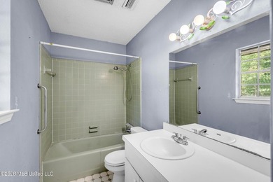 Don't miss out on this Great investment opportunity. Easy access - photo 17
