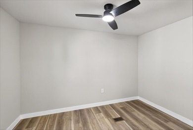 STR-friendly! Motivated seller! Remodeled in 2025, this - photo 18