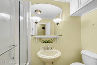 Don't miss out on this Great investment opportunity. Easy access - photo 21