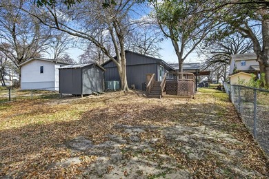 STR-friendly! Motivated seller! Remodeled in 2025, this - photo 22