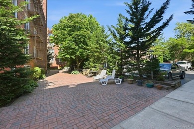 Why Rent when you can own! Time to Buy in the highly - photo 33
